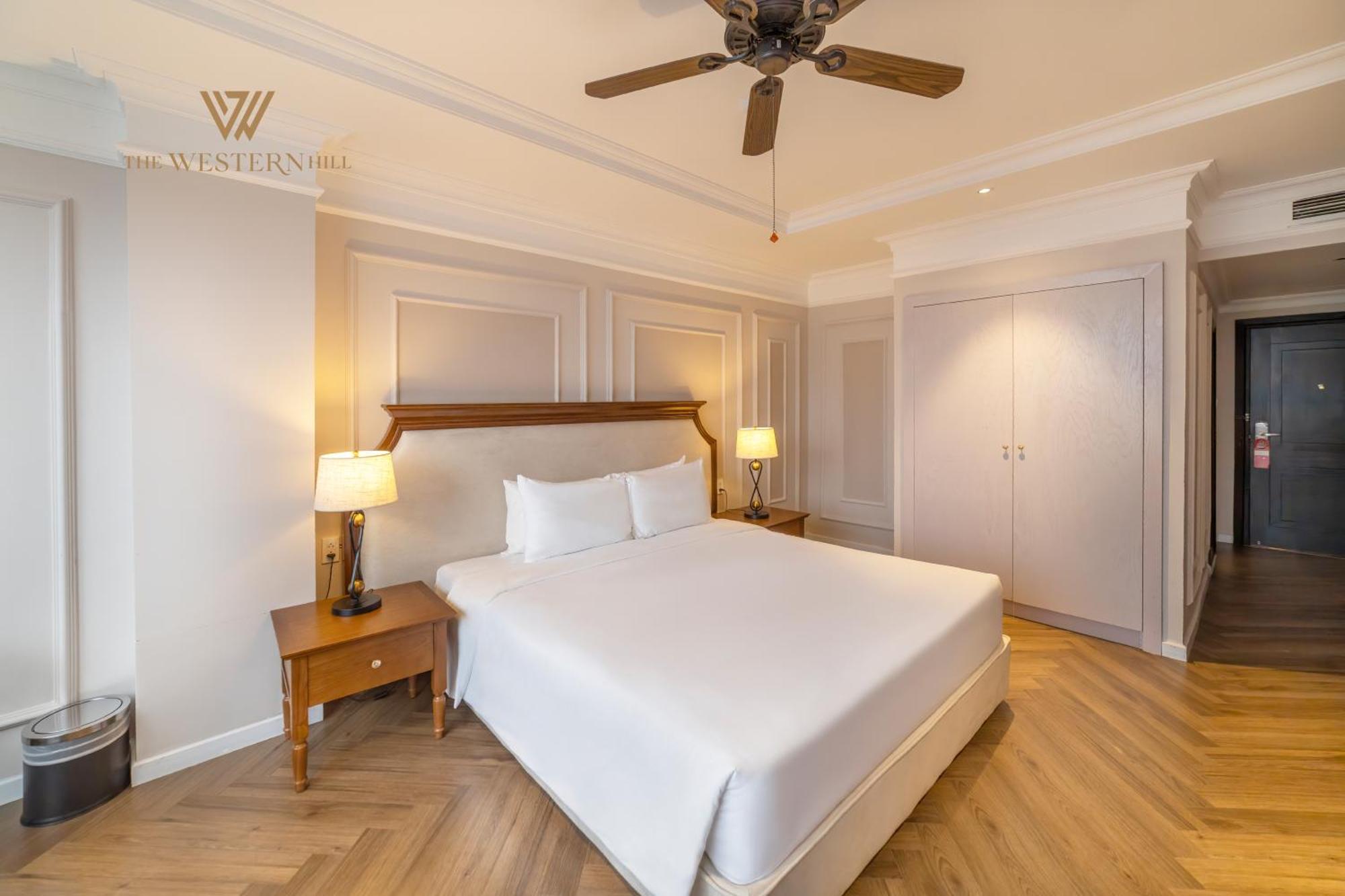 The Western Hill Dalat Hotel Extérieur photo