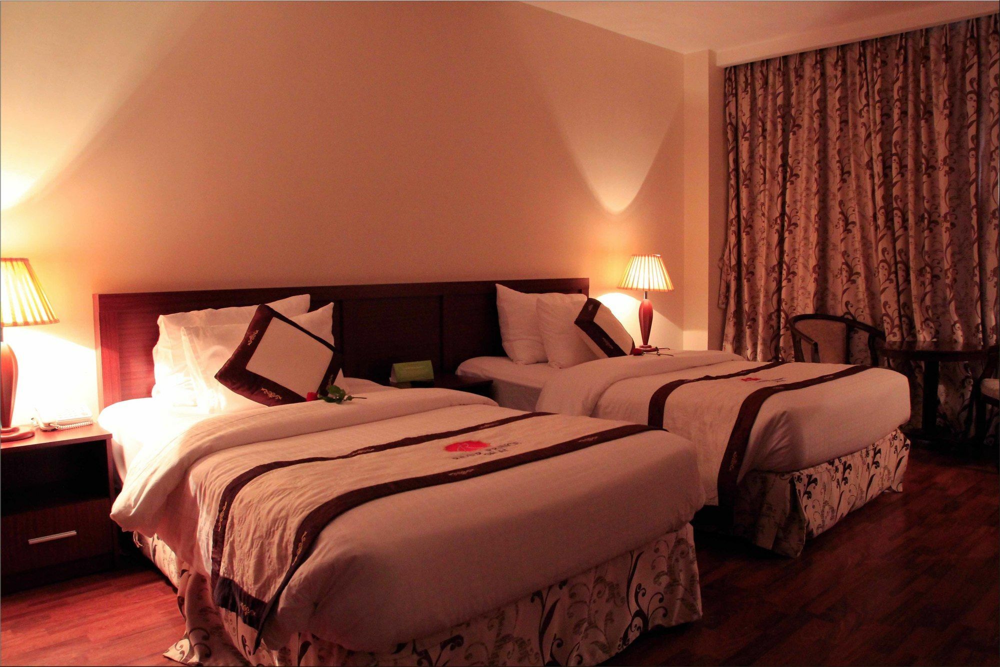 The Western Hill Dalat Hotel Extérieur photo